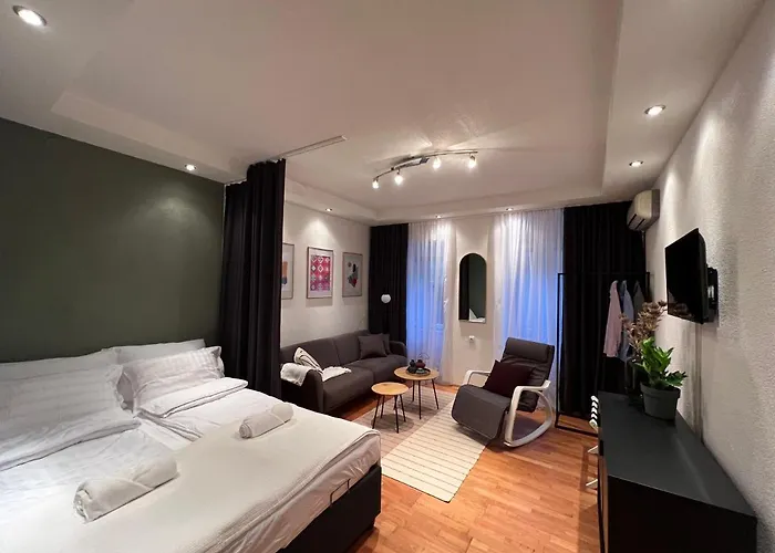 1890\'S Apartment